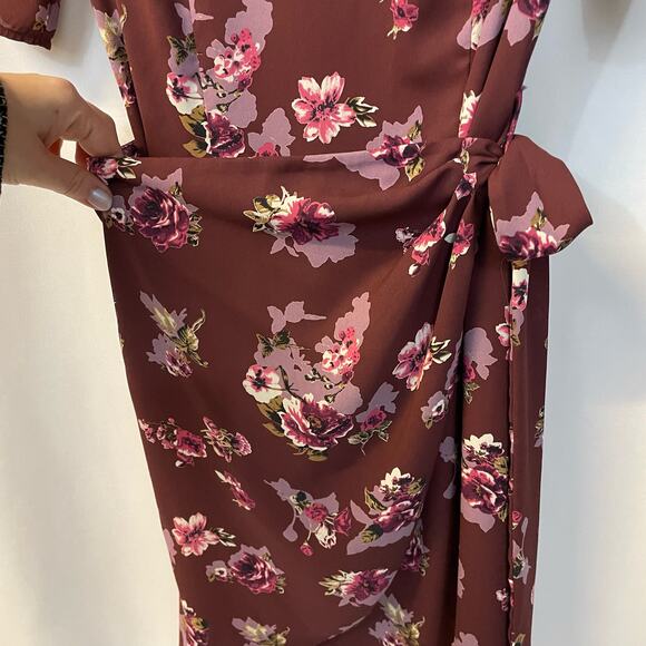 ASTR the label Wine Maroon Floral Short Sleeve Faux Wrap Mini Dress XS - Picture 2 of 7